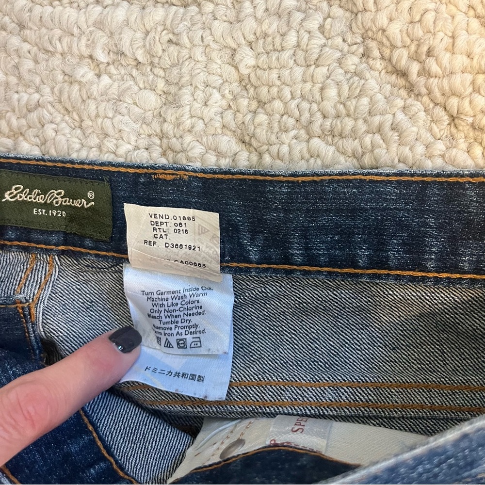Eddie Bauer size 18 Jeans straight cut like New blue denim - Picture 3 of 11